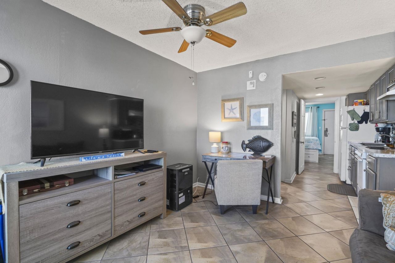 2001 S Ocean Blvd.  Photo 6