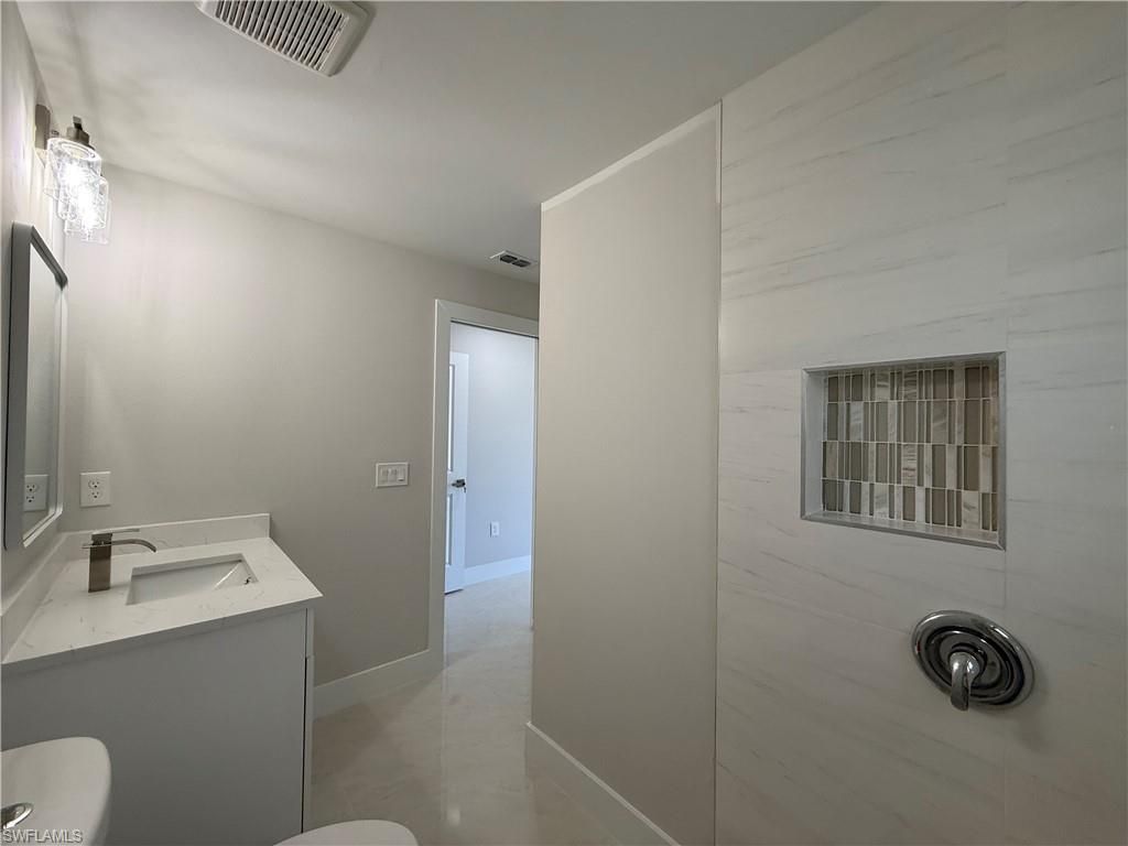 405-407 Chalet Ave S, Lehigh Acres, FL 33974 Photo