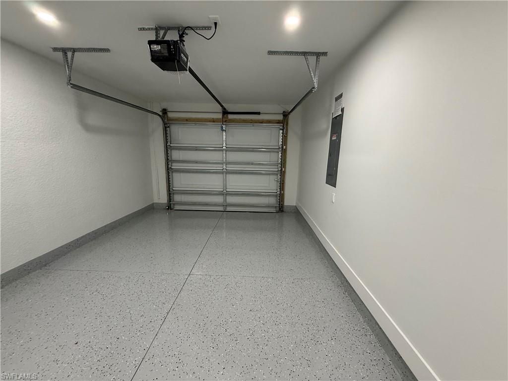 405-407 Chalet Ave S, Lehigh Acres, FL 33974 Photo