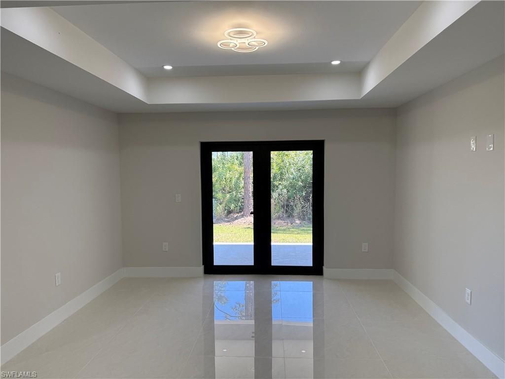 405-407 Chalet Ave S, Lehigh Acres, FL 33974 Photo