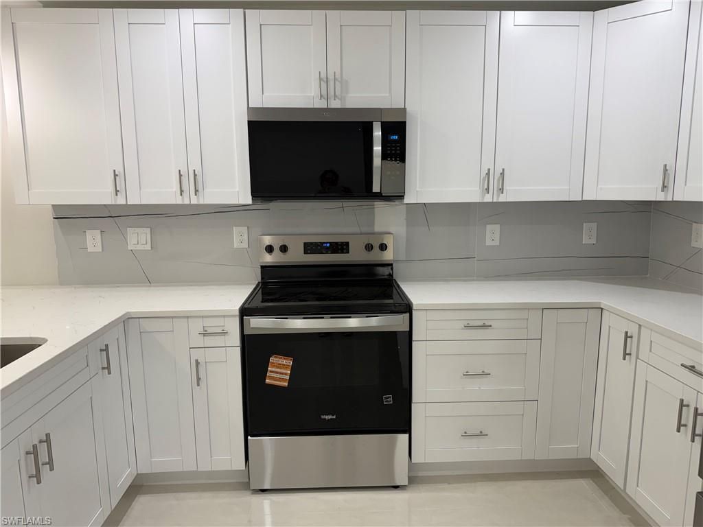 405-407 Chalet Ave S, Lehigh Acres, FL 33974 Photo