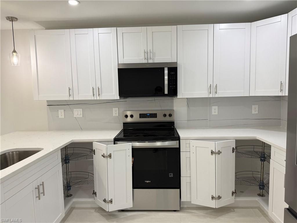 405-407 Chalet Ave S, Lehigh Acres, FL 33974 Photo