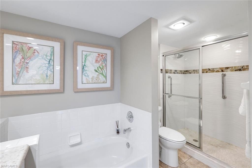 4111 Lake Forest Dr, Unit 513, Bonita Springs, FL 34134 Photo