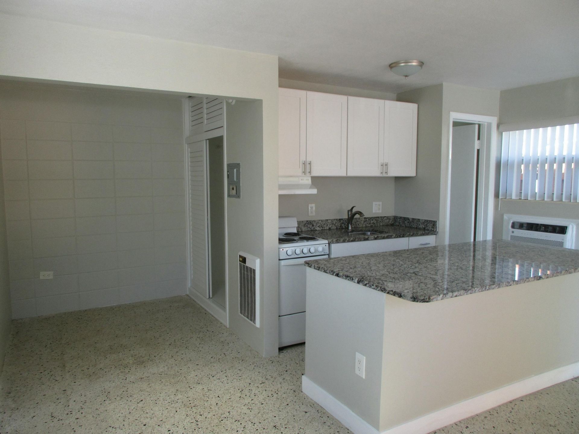 1238 17th Avenue N, Unit 6, Lake Worth Beach, FL 33460 Photo
