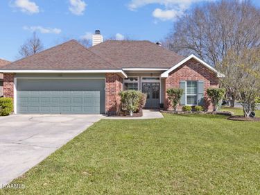 135 Windermere Circle , Youngsville, LA 70592