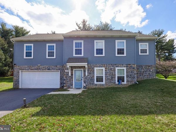 622 ENFIELD DRIVE, LANCASTER, PA 17601