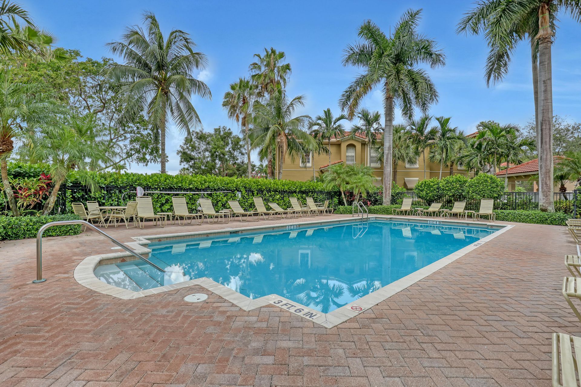 4851 Bonsai Circle, Unit 115, Palm Beach Gardens, FL 33418 Photo
