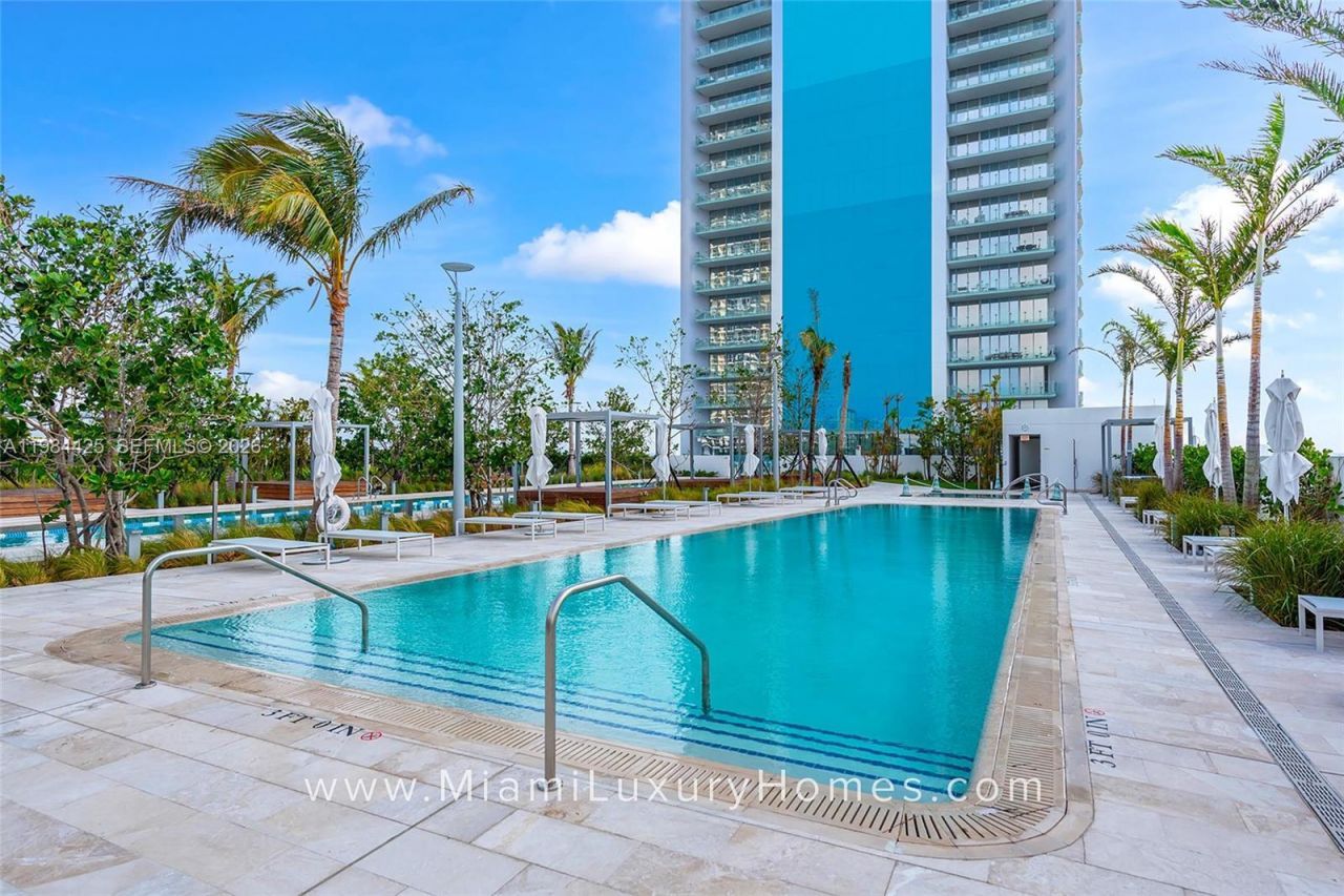 700 NE 26th Ter, Unit 4203, Miami, FL 33137 Photo