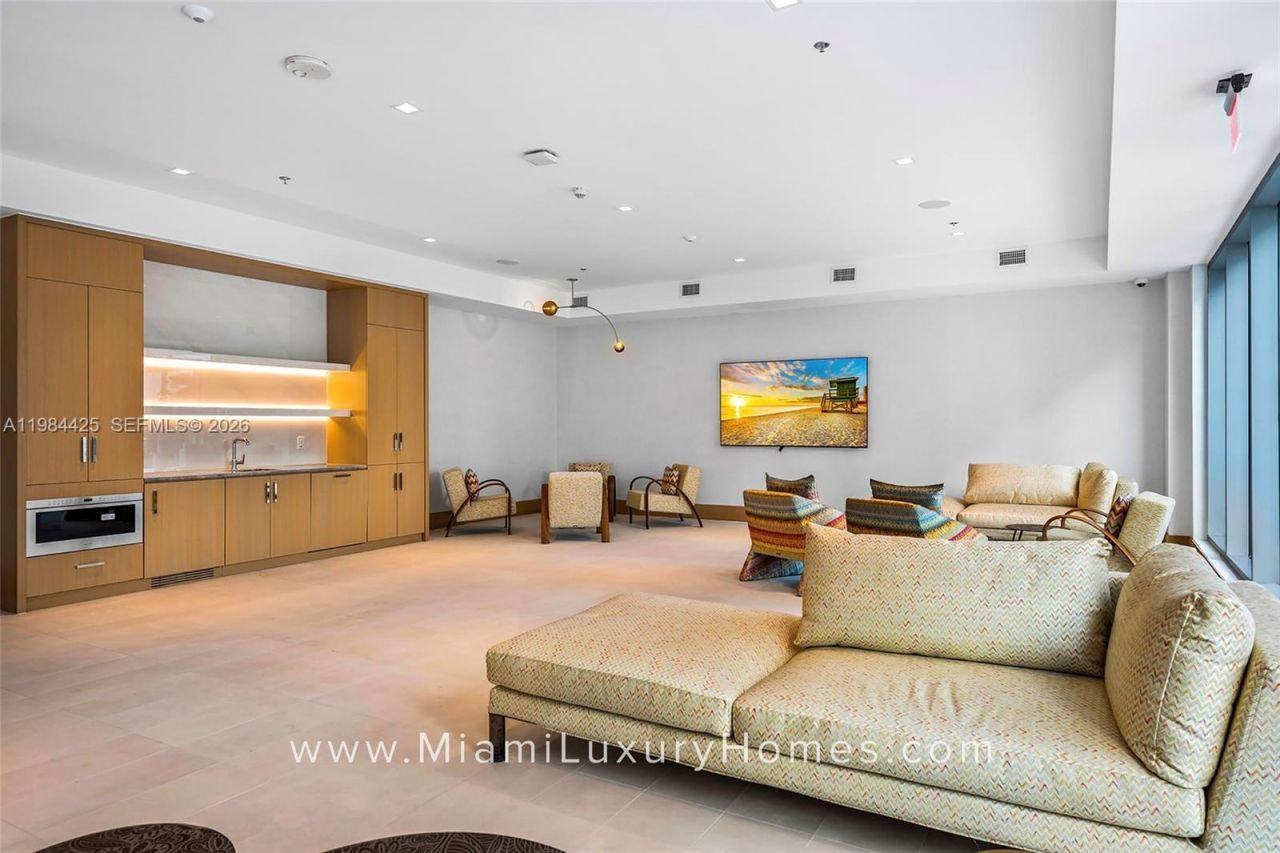 700 NE 26th Ter, Unit 4203, Miami, FL 33137 Photo