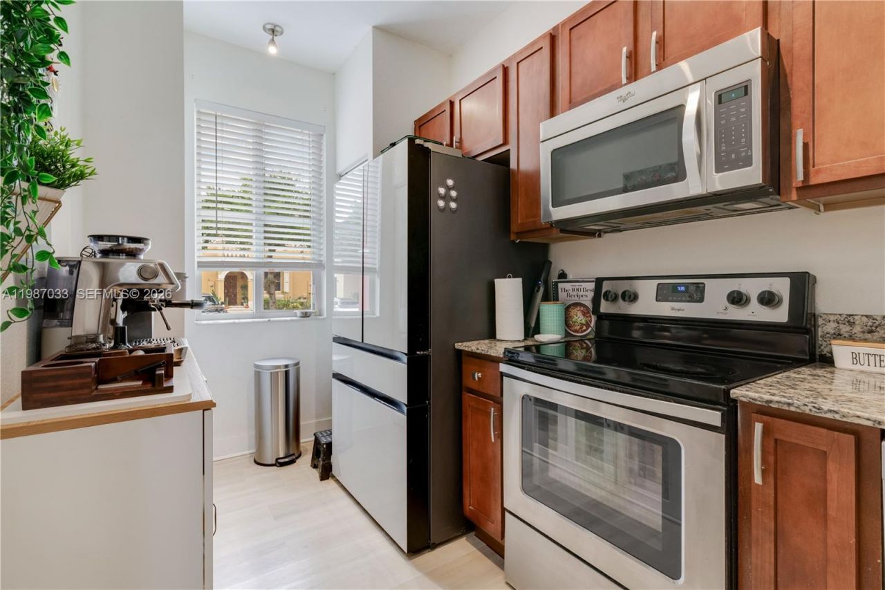 8916 SW 19th St , Miramar, FL 33025 Photo