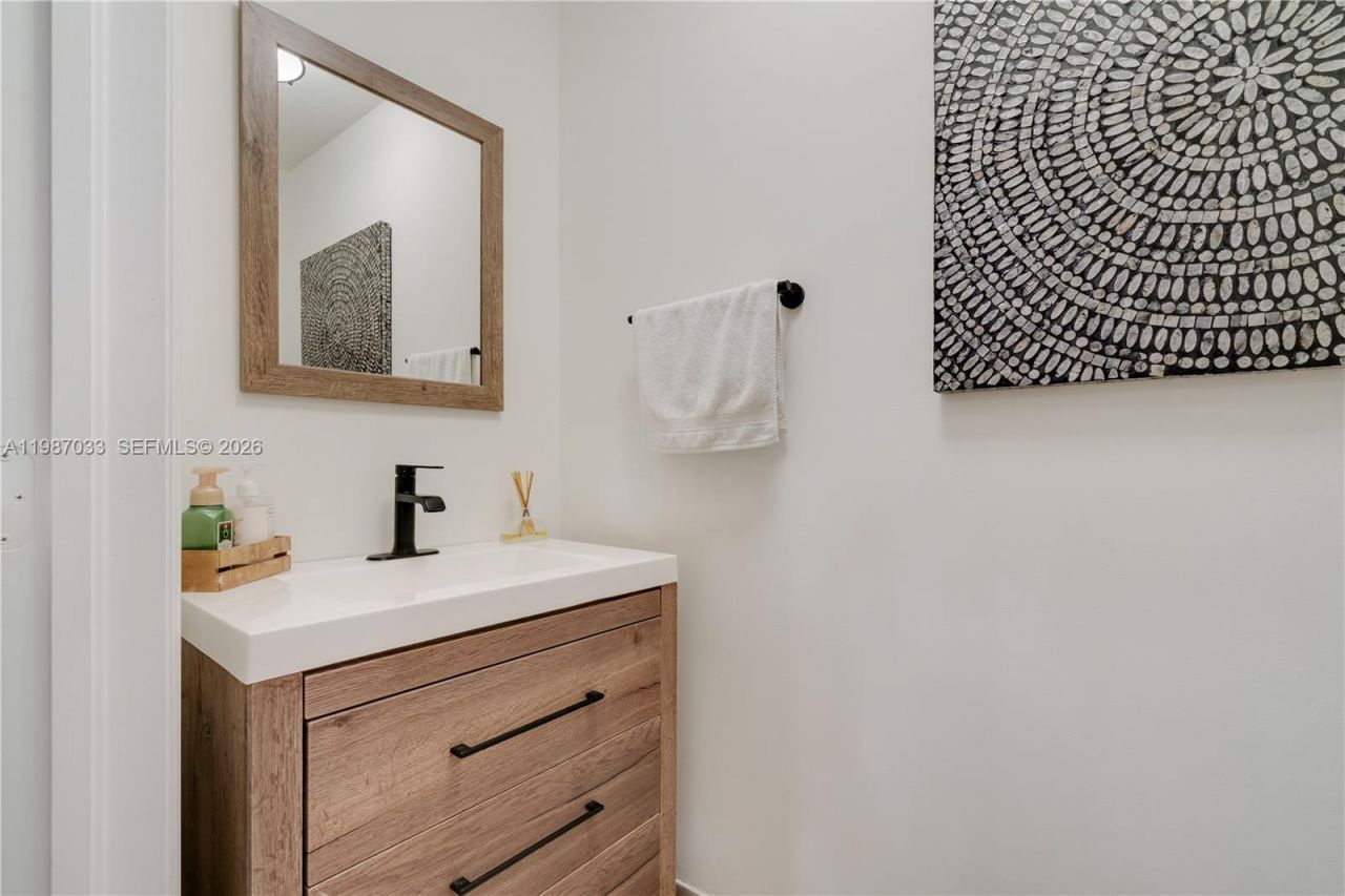 8916 SW 19th St , Miramar, FL 33025 Photo