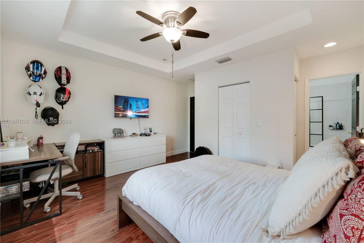 8916 SW 19th St , Miramar, FL 33025 Photo