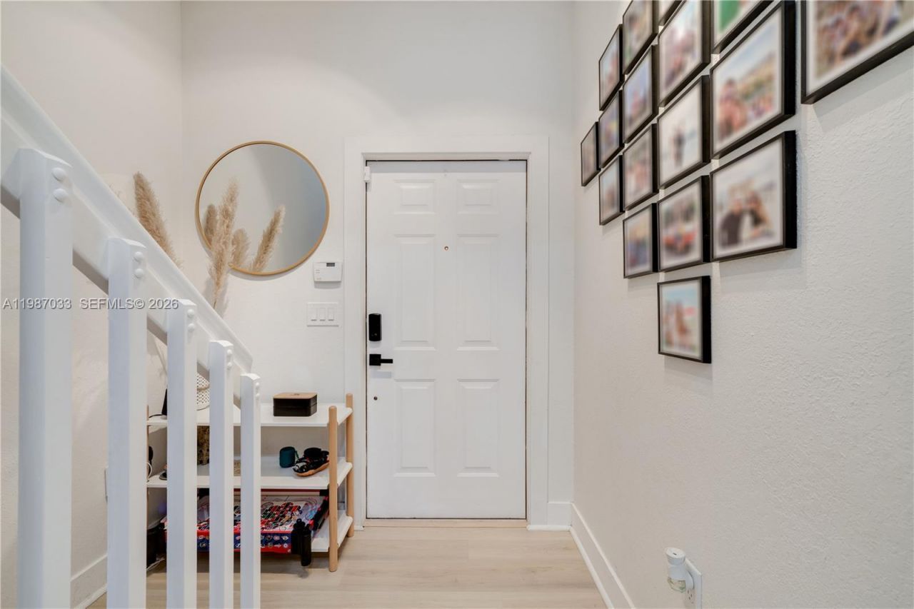 8916 SW 19th St , Miramar, FL 33025 Photo