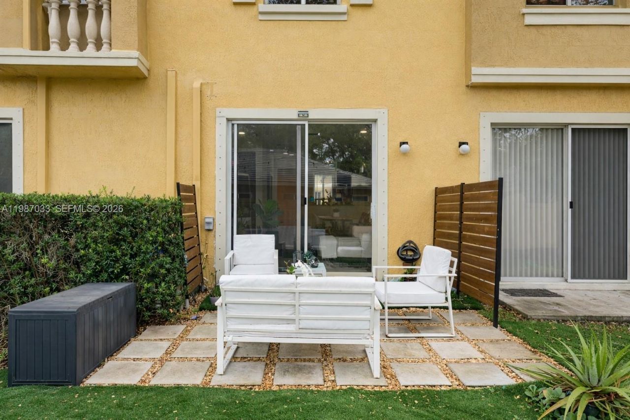 8916 SW 19th St , Miramar, FL 33025 Photo