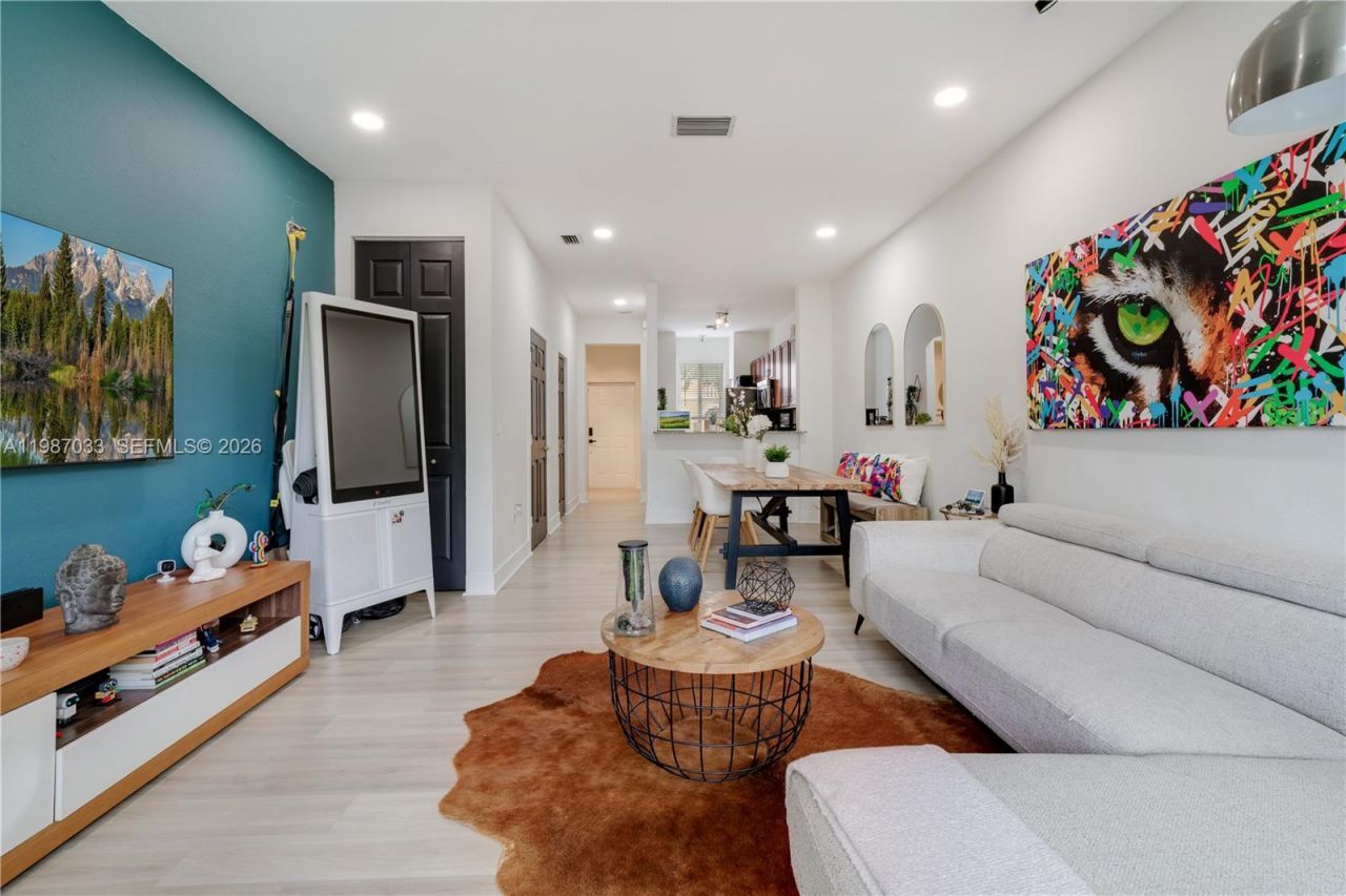 8916 SW 19th St , Miramar, FL 33025 Photo