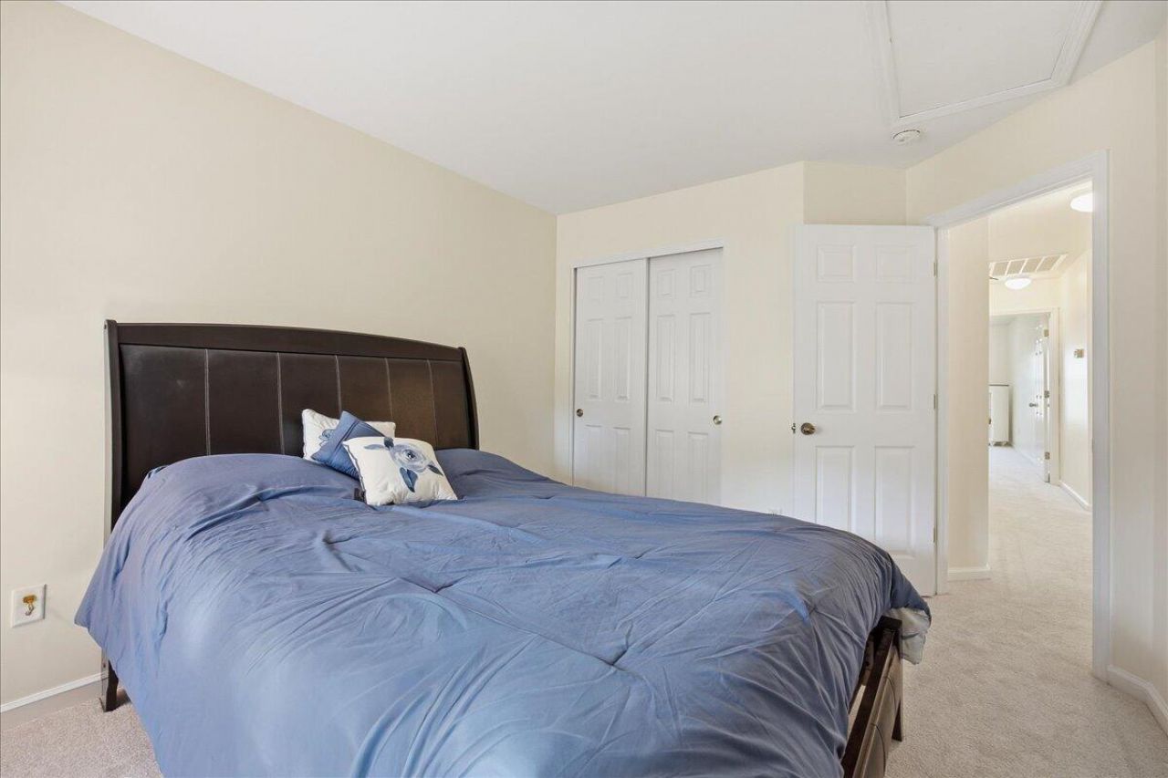 1631 Cristalino Circle Photo 23