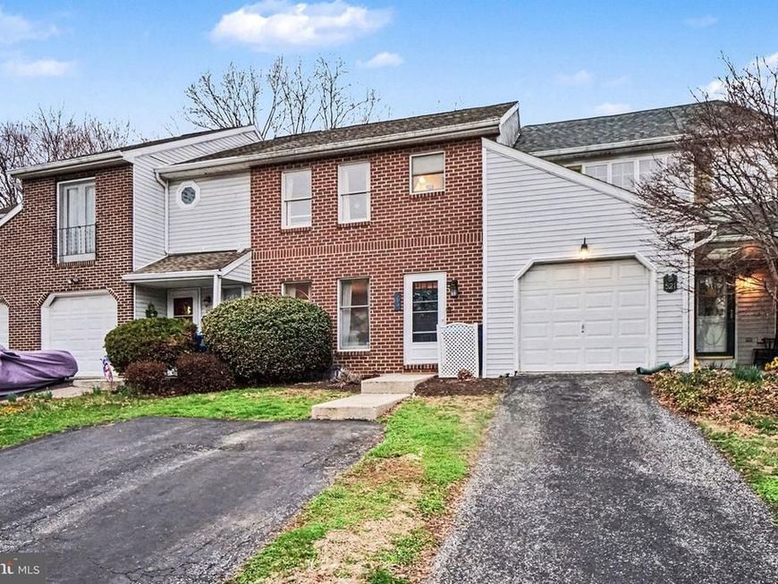 519 Lexington Avenue, Mechanicsburg, PA 17055 Main Photo