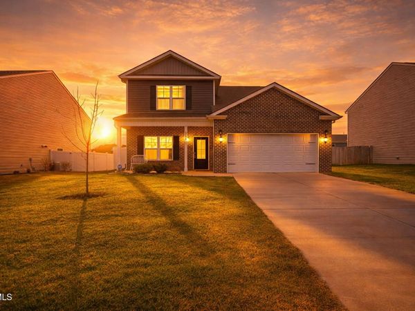 5399 Wildlife Circle, Piney Flats, TN 37686