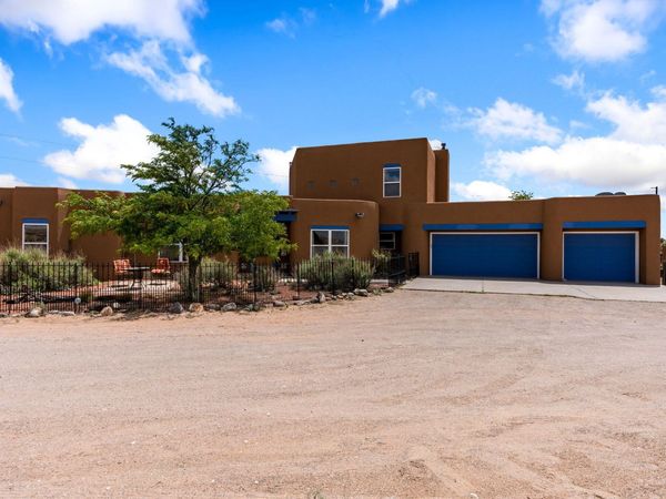 1460 Nez Perce Loop NE, Rio Rancho, NM 87144