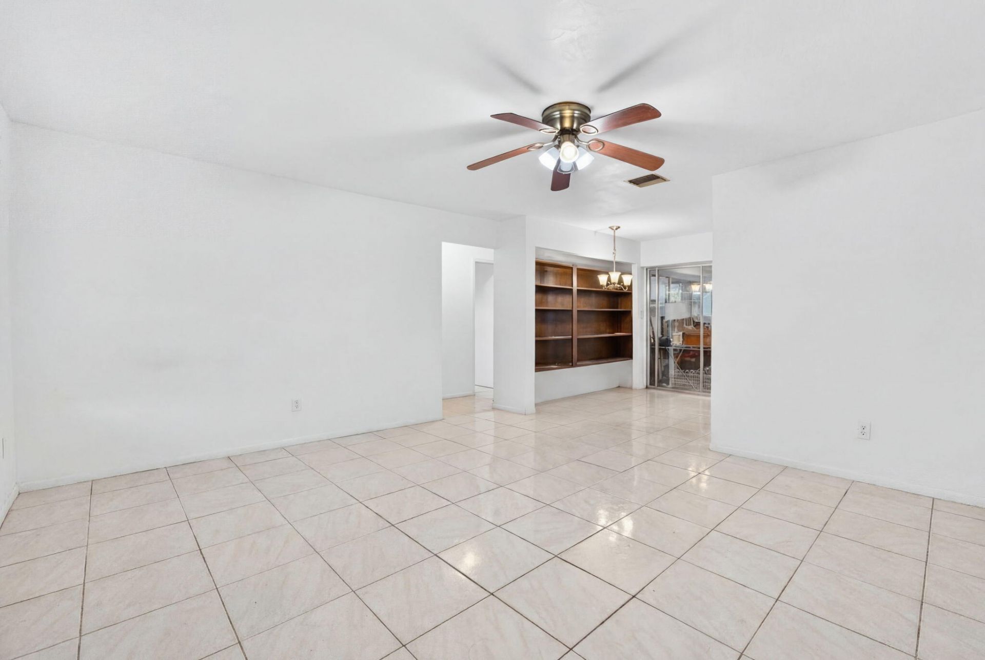 4955 NW 47th Terrace, Tamarac, FL 33319 Photo