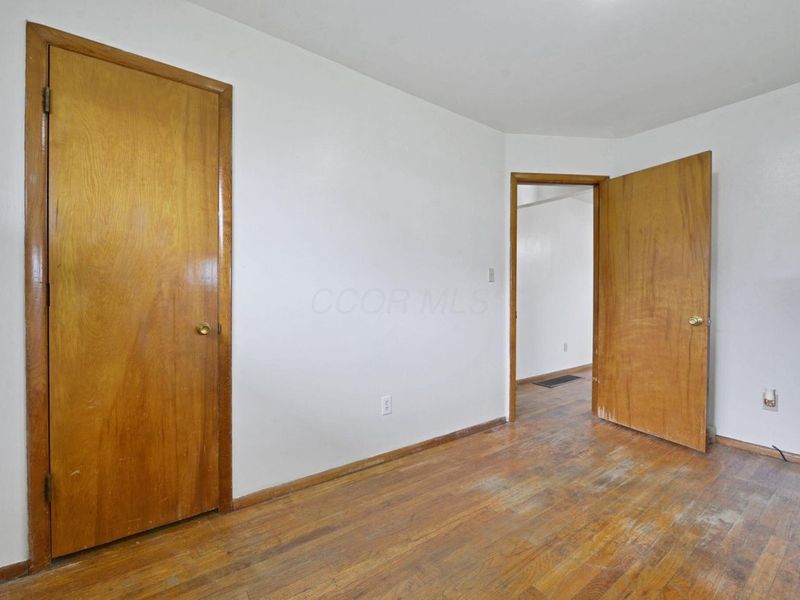 860 Basswood Road , Columbus, OH 43207 Photo 12