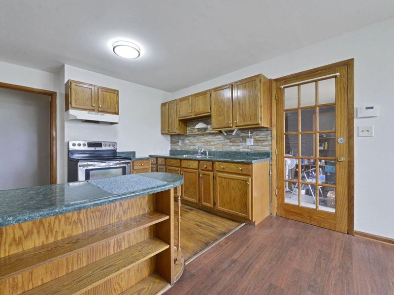 860 Basswood Road , Columbus, OH 43207 Photo 20