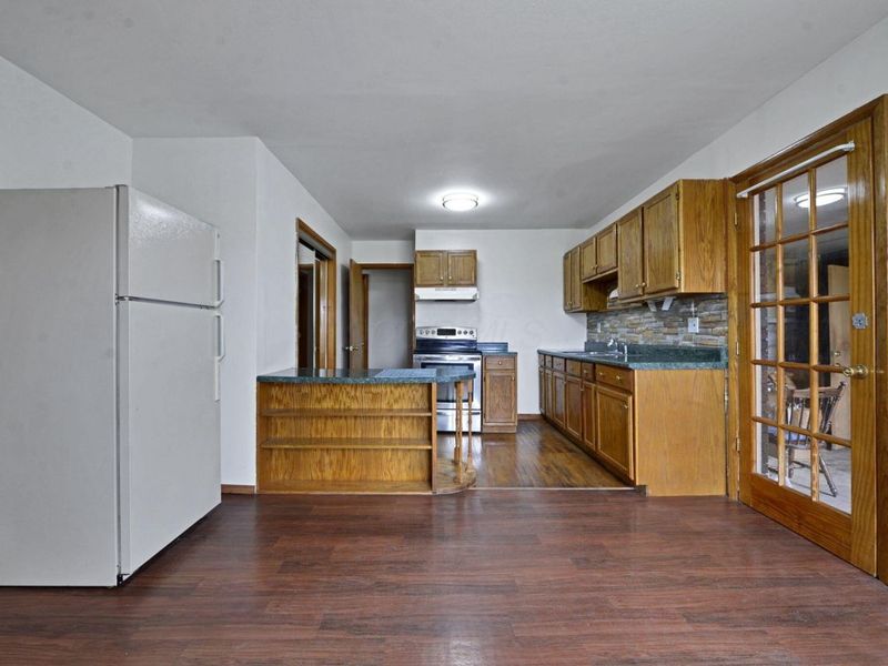 860 Basswood Road , Columbus, OH 43207 Photo 23