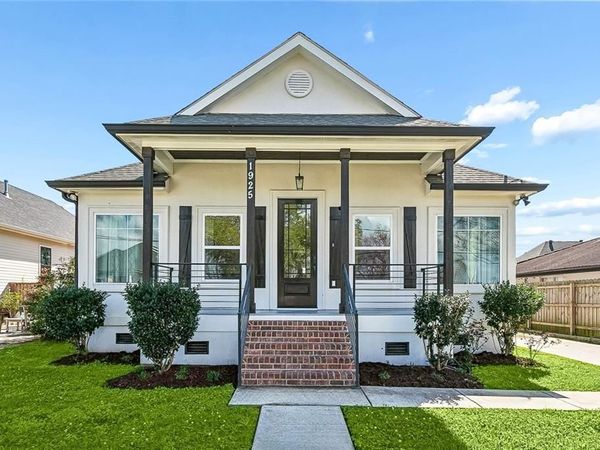 1925 MEHLE Street , Arabi, LA 70032