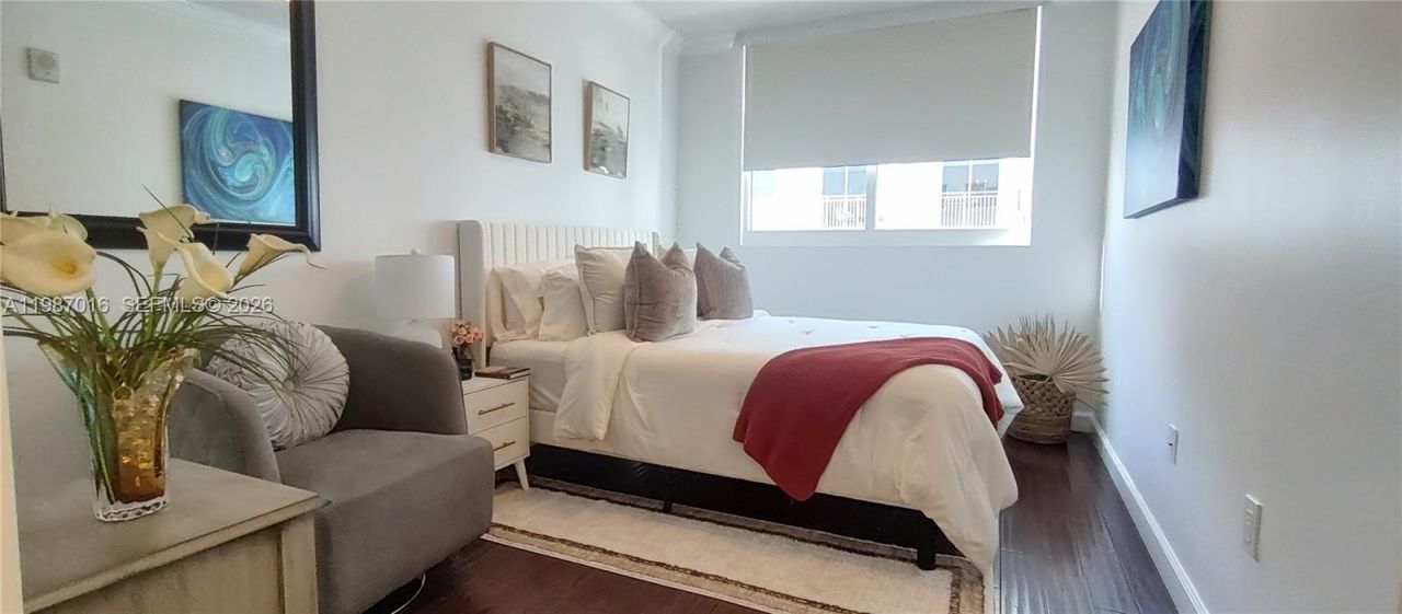 170 SE 14th St , Unit 2805, Miami, FL 33131 Photo