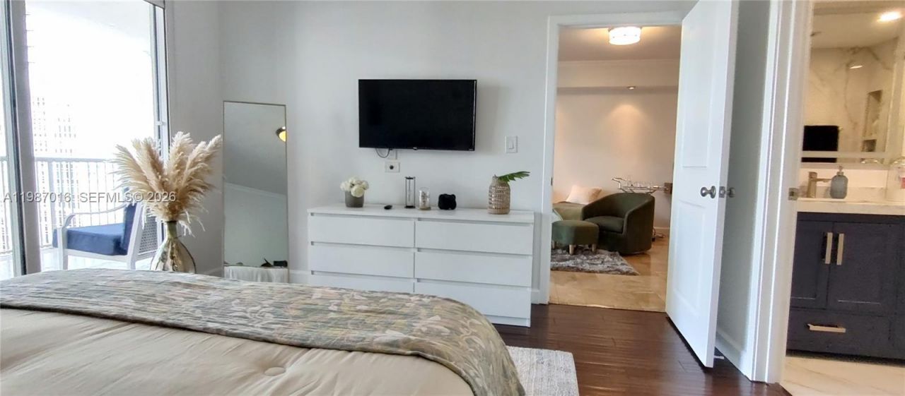 170 SE 14th St , Unit 2805, Miami, FL 33131 Photo