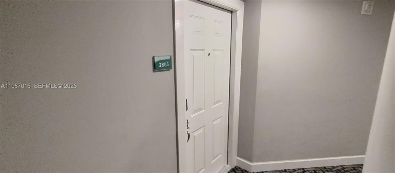 170 SE 14th St , Unit 2805, Miami, FL 33131 Photo