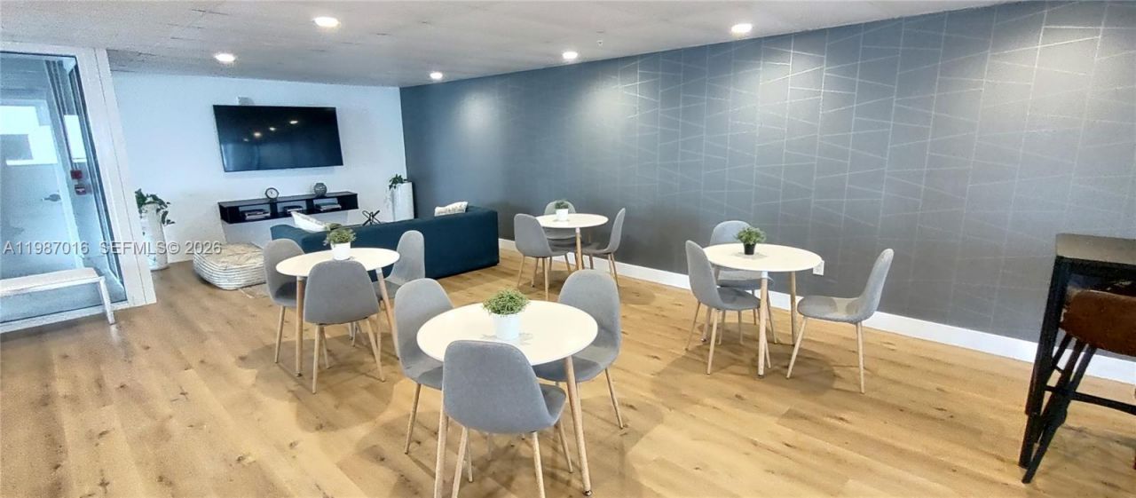 170 SE 14th St , Unit 2805, Miami, FL 33131 Photo