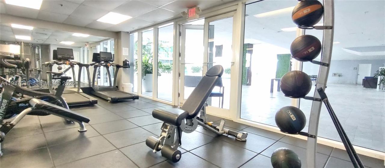 170 SE 14th St , Unit 2805, Miami, FL 33131 Photo