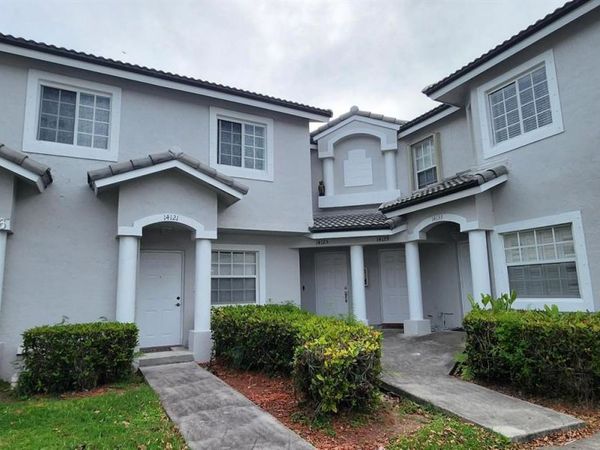 14133 SW 121st Pl, Unit 9, Miami, FL 33186