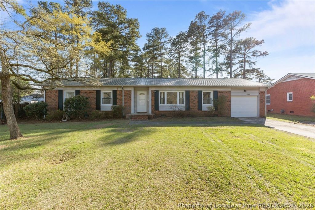 536 Glen Canyon Drive, Fayetteville, NC 28303 Main Photo