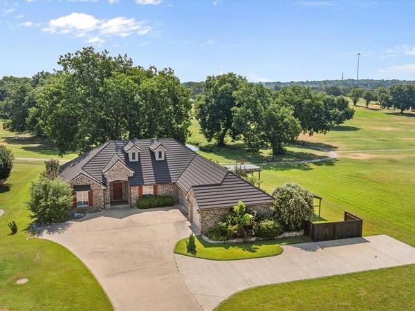 1621 Rockview Drive, Granbury, TX 76049