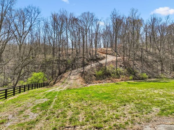 3819 Bear Creek Rd , Thompsons Station, TN 37179