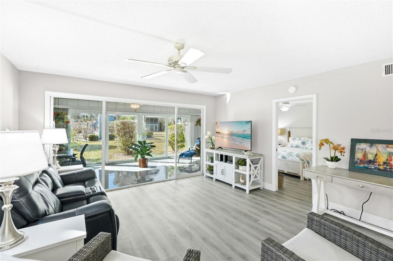 600 Manatee Avenue, Unit 116, Holmes Beach, FL 34217 Photo