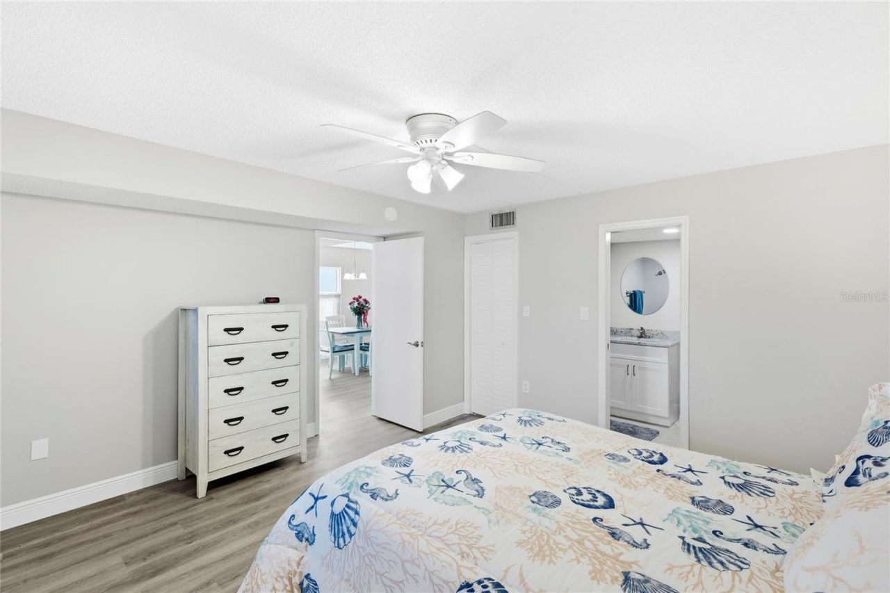 600 Manatee Avenue, Unit 116, Holmes Beach, FL 34217 Photo