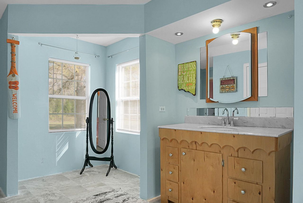 274 Rae Lane Photo 104