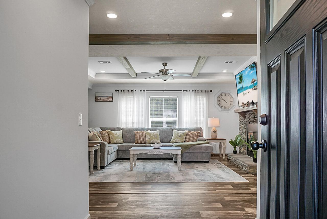 274 Rae Lane Photo 14