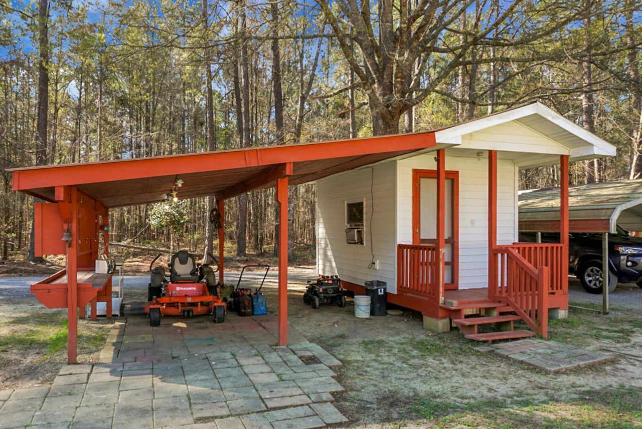 274 Rae Lane Photo 7