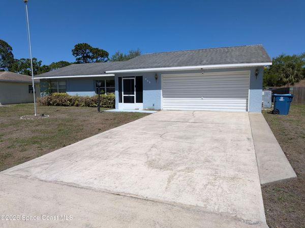 845 Dupont Street NE , Palm Bay, FL 32907