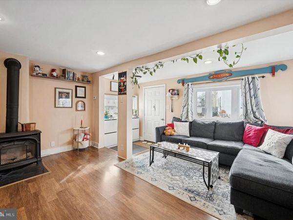 407 EMERALD STREET , MEDIA, PA 19063