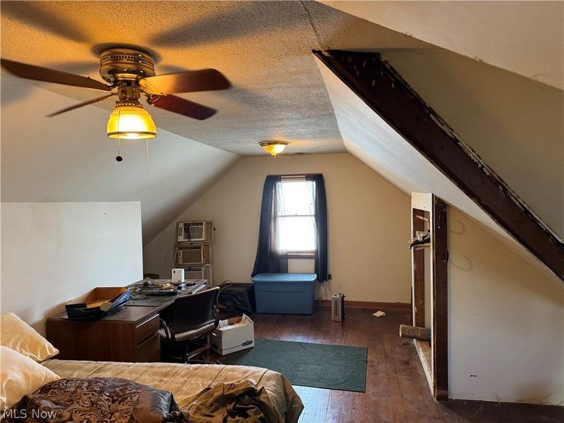 30102 Mildred Drive, Willowick, OH 44095 Photo 3