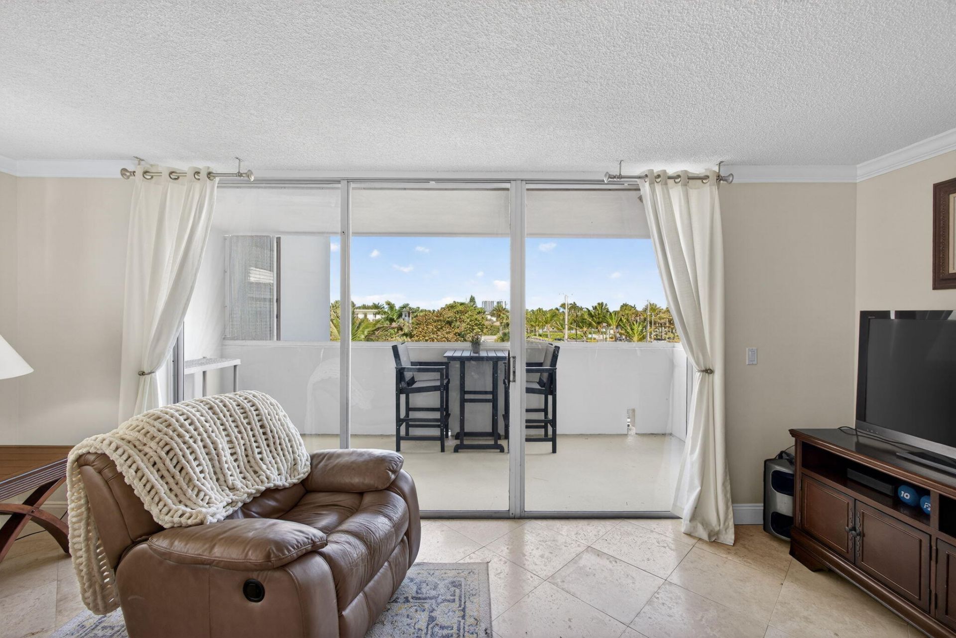 3640 N Ocean Drive, Unit 327, Riviera Beach, FL 33404 Photo