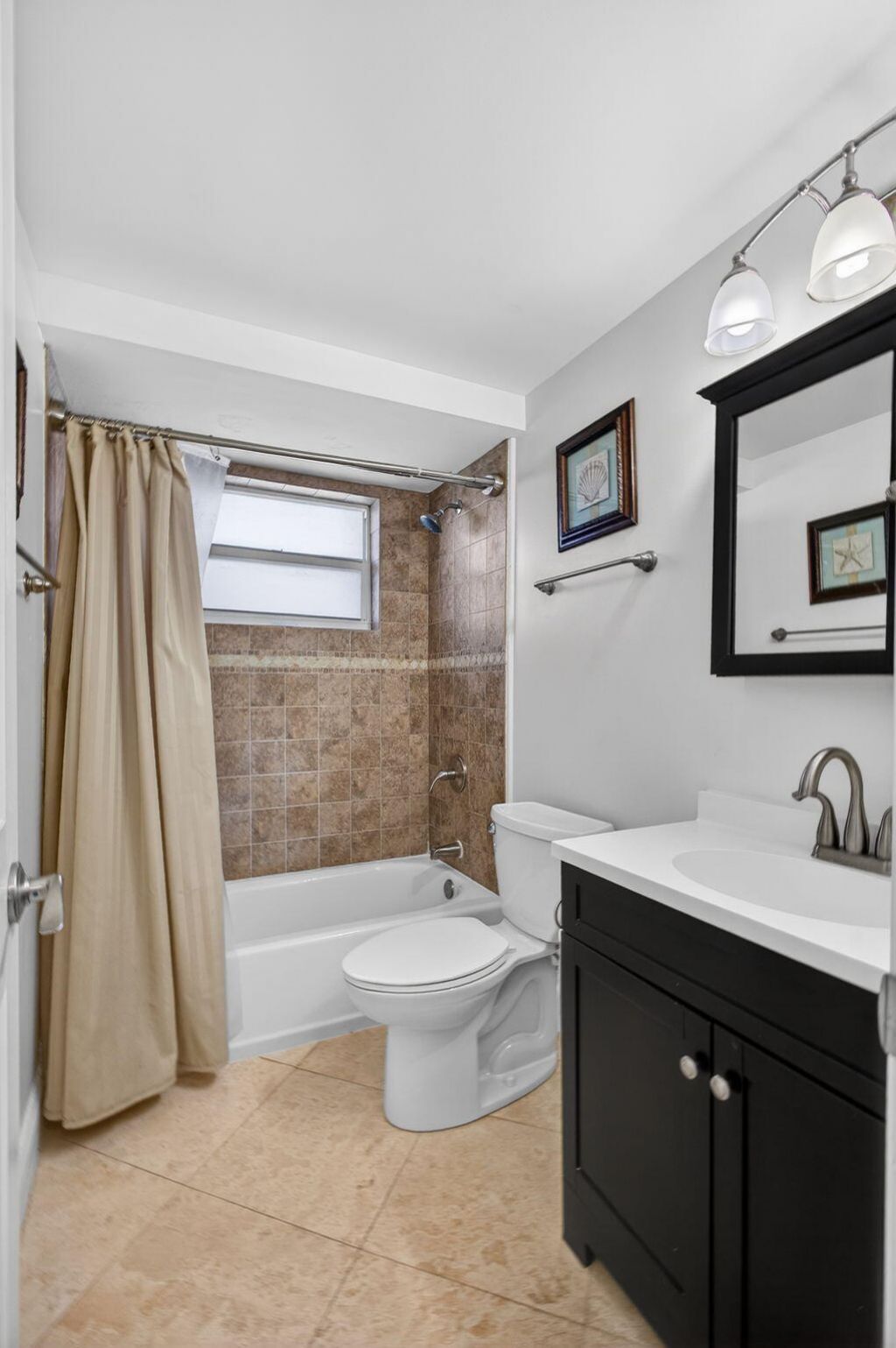 3640 N Ocean Drive, Unit 327, Riviera Beach, FL 33404 Photo