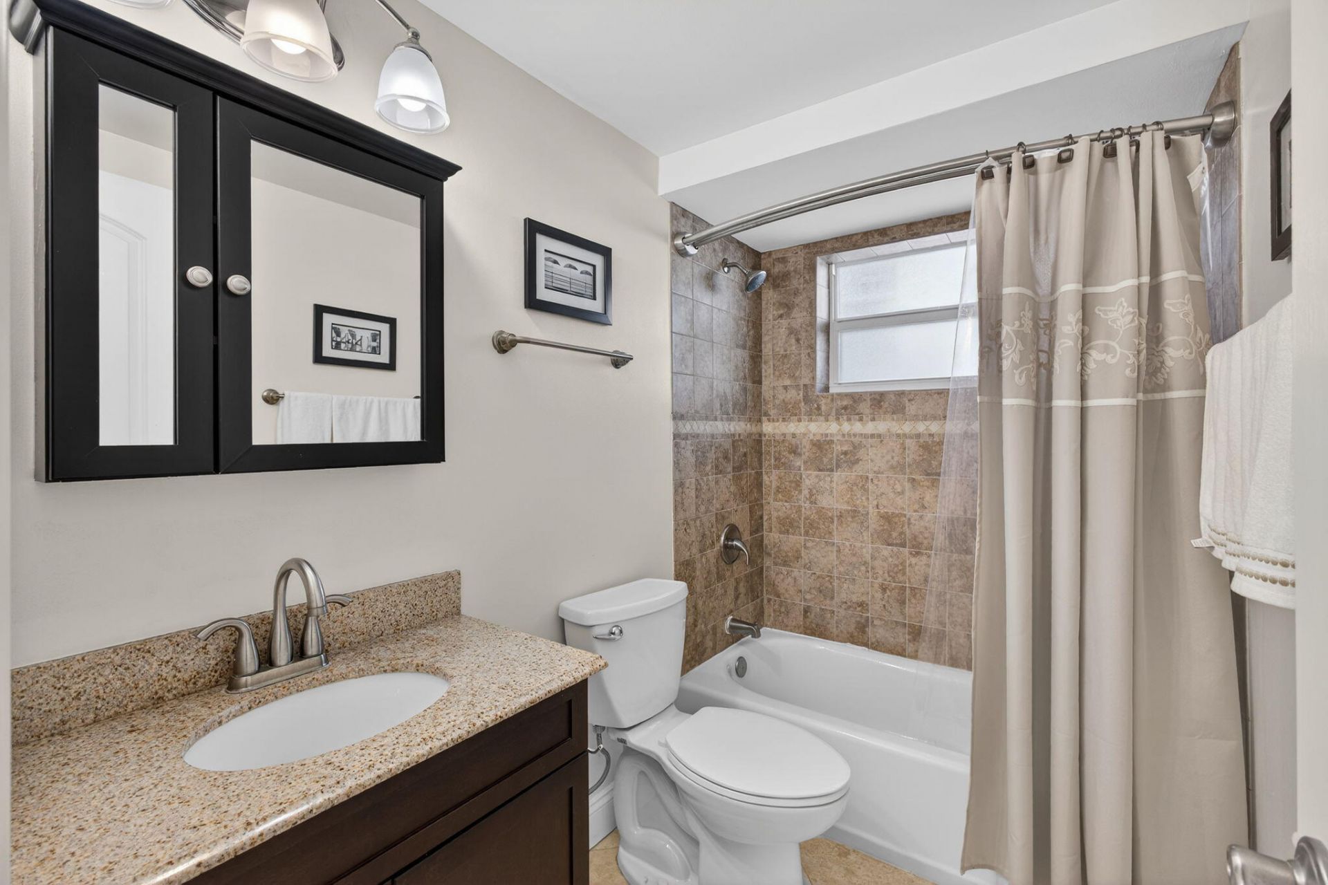 3640 N Ocean Drive, Unit 327, Riviera Beach, FL 33404 Photo