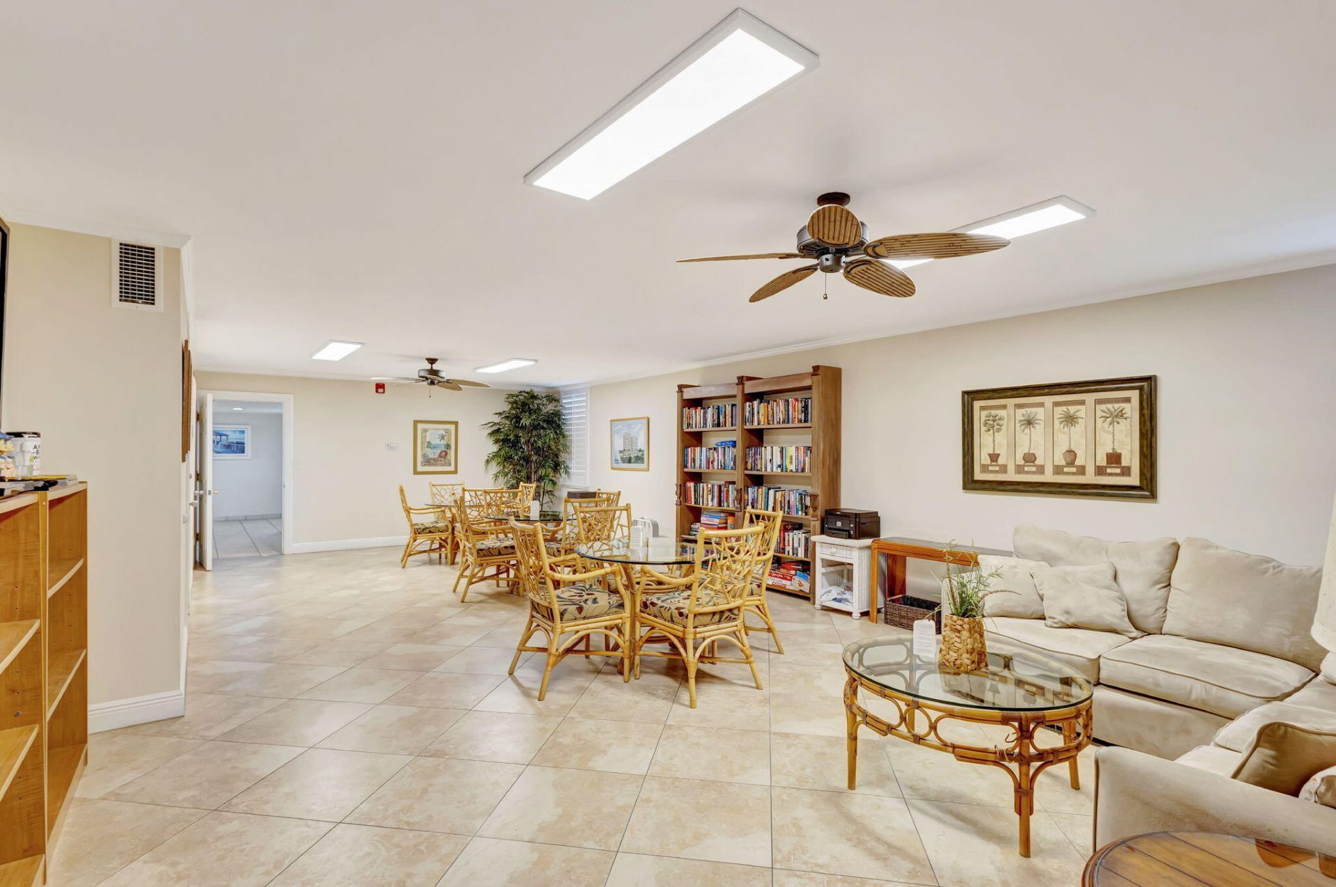 3640 N Ocean Drive, Unit 327, Riviera Beach, FL 33404 Photo