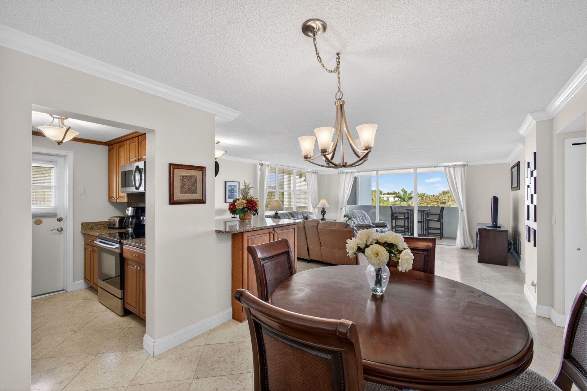 3640 N Ocean Drive, Unit 327, Riviera Beach, FL 33404 Photo